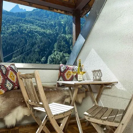 Midi Loft - A Mountain Haven * Chamonix