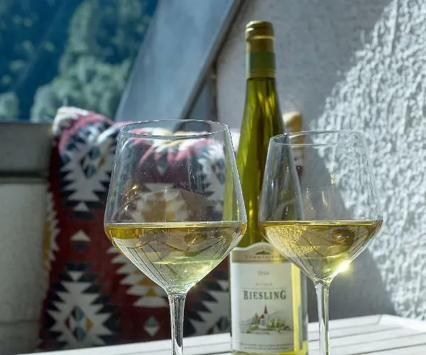 Midi Loft - A Mountain Haven Апартаменты