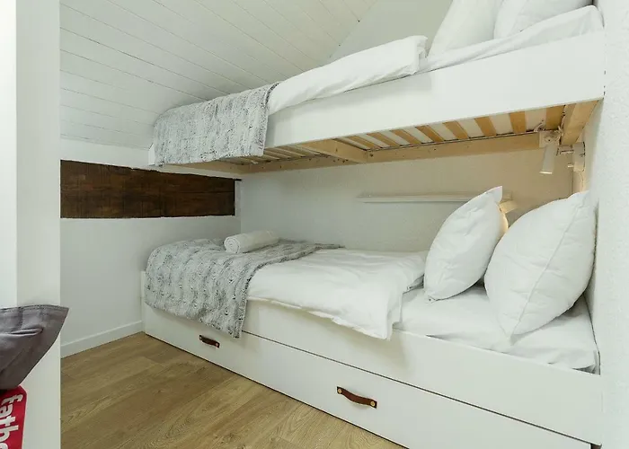 Midi Loft - A Mountain Haven Апартаменты *