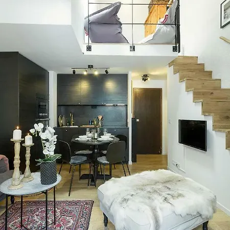 Midi Loft - A Mountain Haven Chamonix
